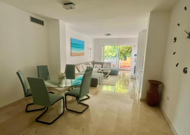 Foto 5f50dde8-6c4b-4469-b702-829bf2bac237. Affitto casa a schiera con parcheggio piscina in Guadalmina Alta Marbella