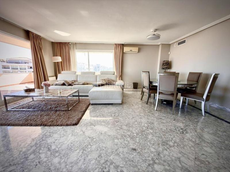 Foto 7beba768-8ba5-4923-b258-9a865d2162cc. Alquiler apartamento  de lujo en tembo banús con mar marina vistas en Marbella