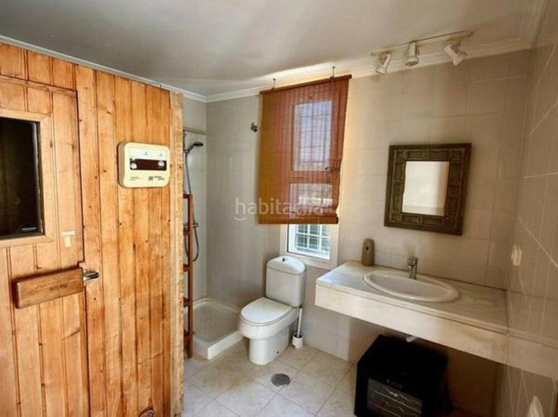 Foto 3b0e3142-3ca5-419e-8abc-157f1f0c9c0e. Miete appartement mit parking pool in Puerto Banús Marbella