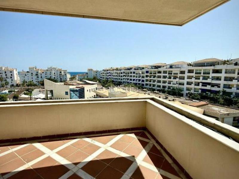 Foto 1faccc26-d974-4cd6-a78e-0a9053b0c29f. Rent apartment with parking pool in Puerto Banús Marbella