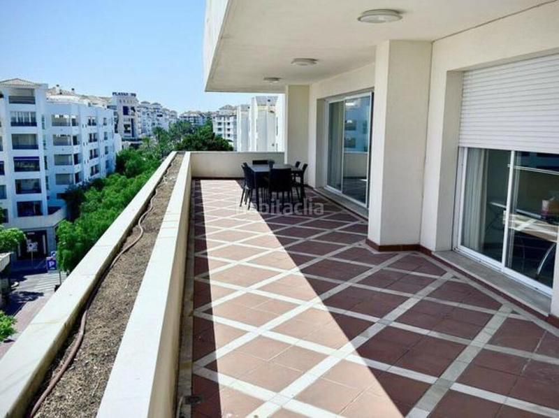 Foto 316d63bd-0b9e-4be6-b5dc-c95e02c2d3a7. Rent apartment with parking pool in Puerto Banús Marbella