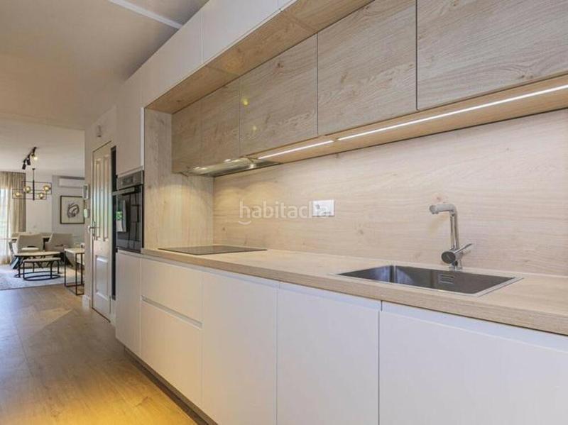 Foto 45189ebb-3a79-468f-8370-3575f628a511. Rez-de-chaussée avec parking piscine dans Nueva Andalucía centro Marbella