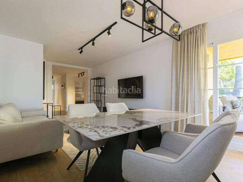 Foto 5b0527c6-683e-4d04-99aa-0fd4260aa60b. Rez-de-chaussée avec parking piscine dans Nueva Andalucía centro Marbella