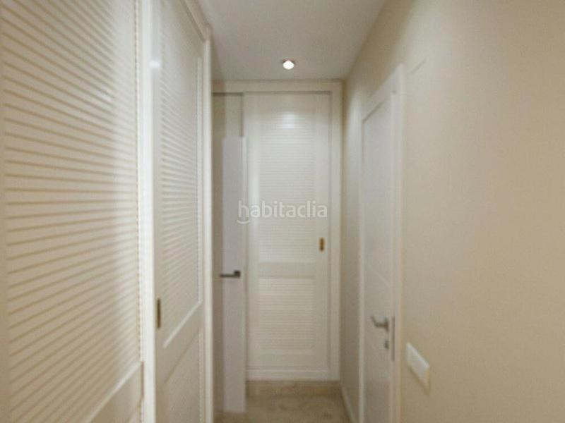 Foto bce2e01e-bd3f-4442-ad41-8ff8456b6ea4. Alquiler apartamento elegante apartamento de 3 dormitorios centro modern comfort meets mediterranean charm en Marbella