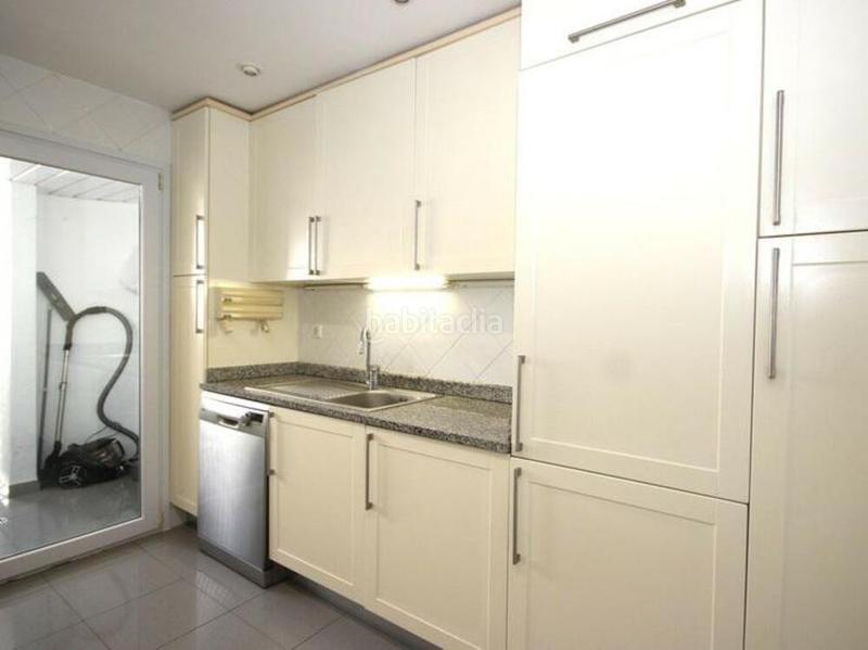 Foto e68b93a9-5c73-473a-bba0-6adbb456055e. Alquiler apartamento elegante apartamento de 3 dormitorios centro modern comfort meets mediterranean charm en Marbella