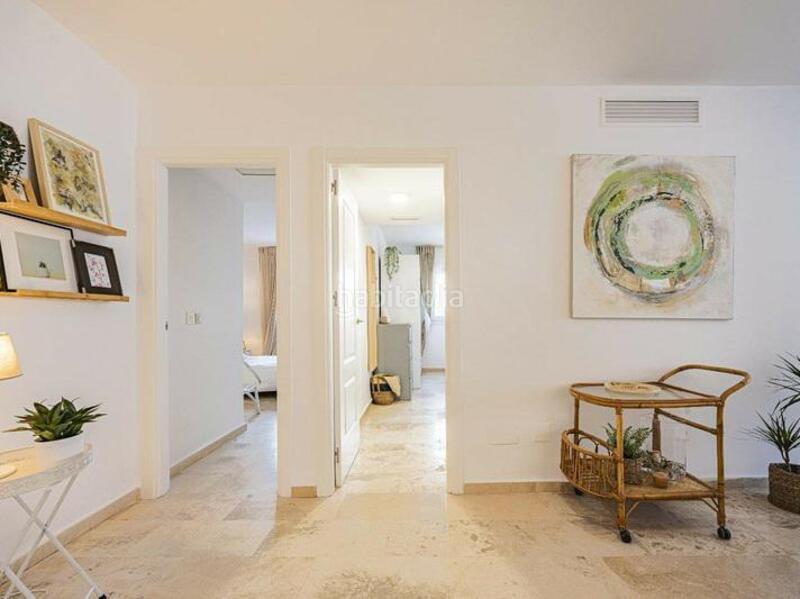 Foto 8ffcf0ab-6eef-477f-8d34-1504d9caa3ad. Rent ground floor with heating parking pool in Nueva Andalucía centro Marbella