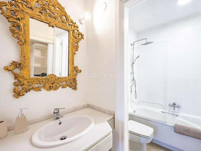 Foto f384cddd-c973-4b40-ab51-654f00a0cb70. Rent ground floor with heating parking pool in Nueva Andalucía centro Marbella