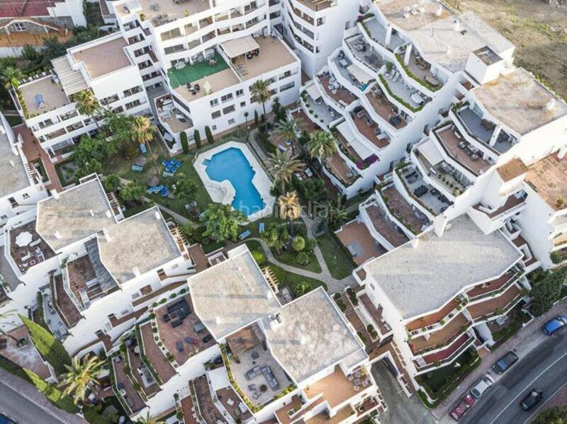 Foto 224b411a-2f74-4bb4-b05e-990f8c125d47. Alquiler planta baja en Nueva Andalucía centro Marbella