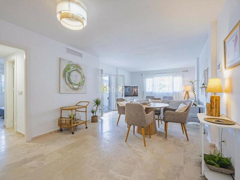 Foto 3457c163-3c96-4869-a6ba-fc77a3b48a84. Alquiler planta baja en Nueva Andalucía centro Marbella