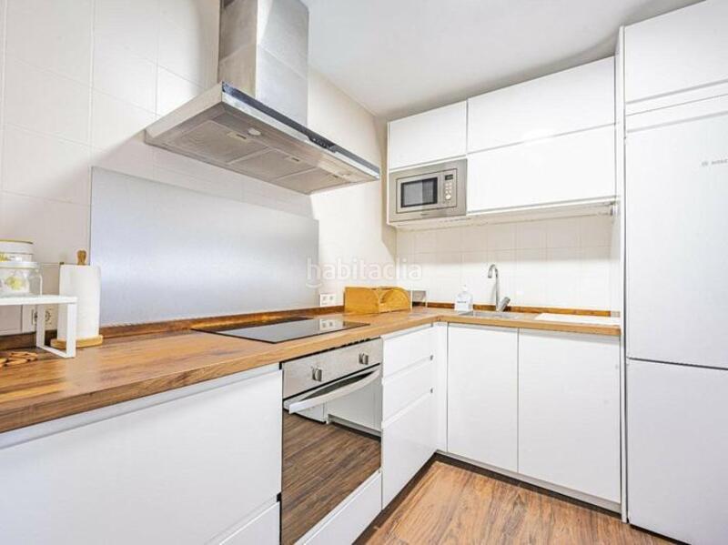 Foto 8d09e302-161a-4f6a-af61-d8e4ddc24e53. Alquiler planta baja en Nueva Andalucía centro Marbella