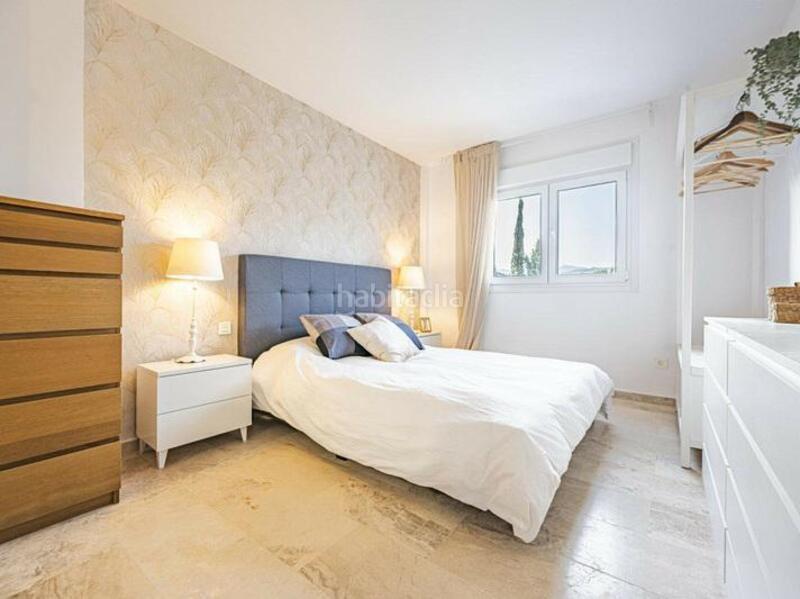 Foto f932bd36-e953-447a-b342-89abf22621b6. Alquiler planta baja en Nueva Andalucía centro Marbella