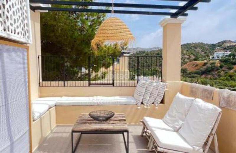 Foto 27bc90a5-e8ec-4fc9-97b8-0eac502b27fc. Miete dachwohnung mit parking pool in los arqueros - puerto del almendro Benahavís