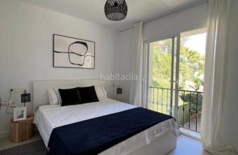 Foto 31300163-b1d3-44d0-b70f-a1a68876b8c4. Miete dachwohnung mit parking pool in los arqueros - puerto del almendro Benahavís