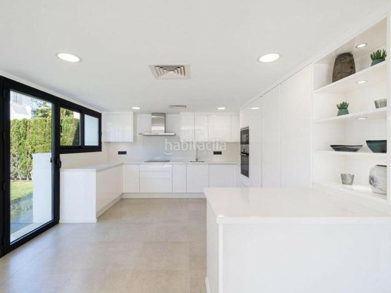 Foto b30e919f-b51c-4e8e-873e-5da2196f7b85. Casa amb aparcament piscina a San Pedro de Alcántara Pueblo Marbella