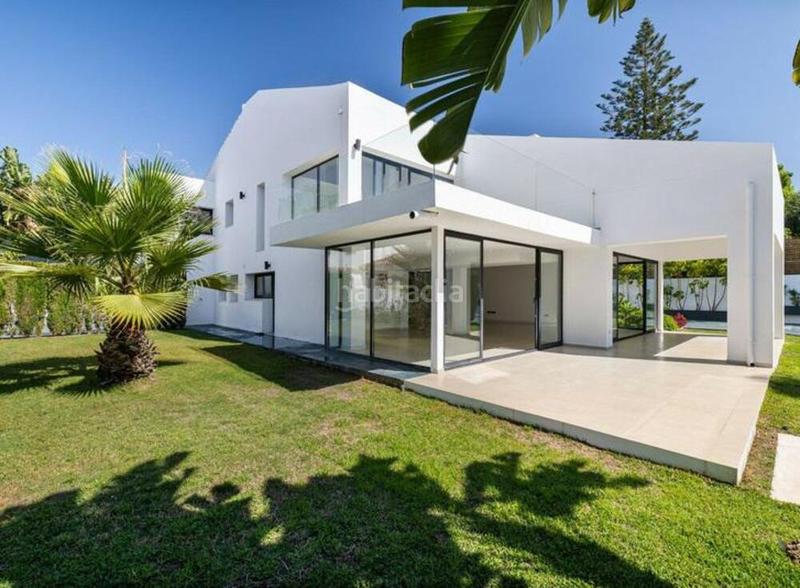 Foto d7542e51-8f8e-42c1-ba2b-535641e9e9ff. Casa amb aparcament piscina a San Pedro de Alcántara Pueblo Marbella