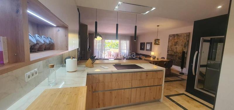 Foto 49a1ac45-5a45-4aa0-848f-67aab5c9bd3d. Rent semi detached house with parking pool in Nagüeles Alto Marbella