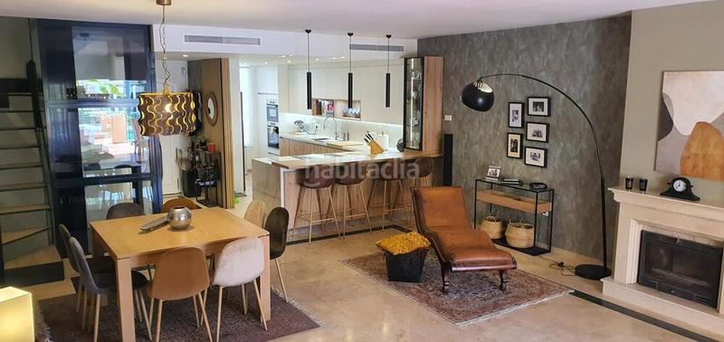 Foto 958fd21c-ef36-40d7-8d4a-1972f7246297. Rent semi detached house with parking pool in Nagüeles Alto Marbella