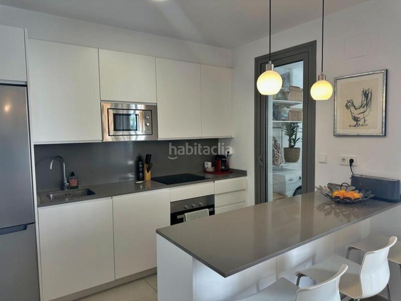 Foto 6934fa31-cd8e-4d50-8ee9-c1f9ae1f8e2c. Apartament amb aparcament piscina a San Pedro de Alcántara Pueblo Marbella