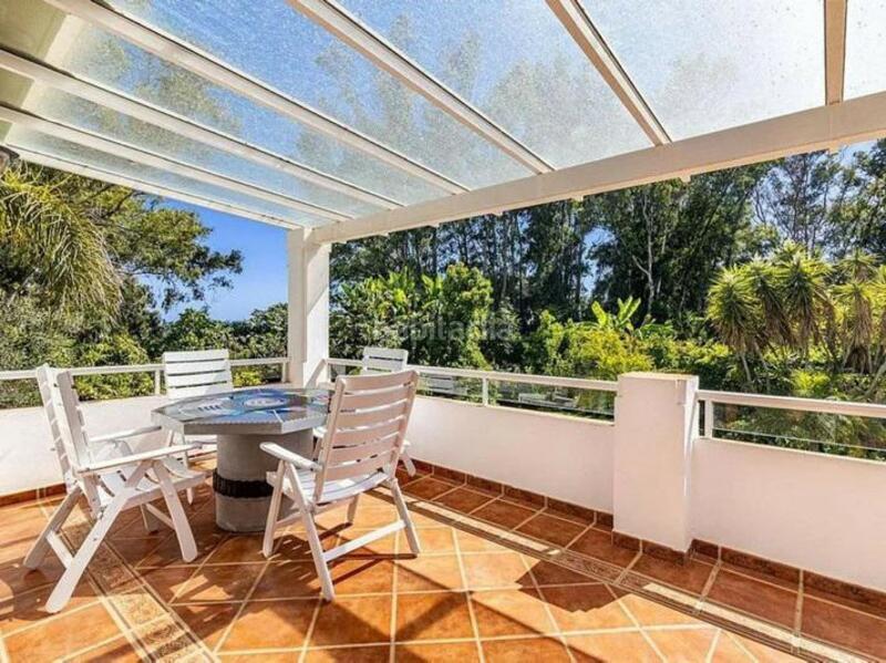 Foto c1148925-0a5f-4d9e-a0dc-d054232a20b4. Location maison avec chauffage parking piscine dans Estepona