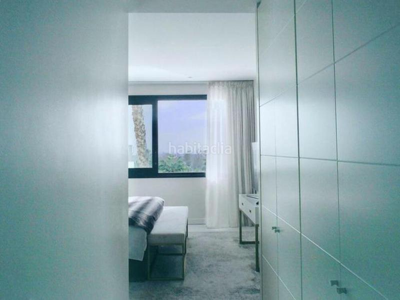 Foto 0b67b80e-6cf9-4969-bb1b-5e4bad698079. Rent penthouse with parking pool in La Alquería Benahavís