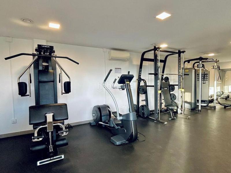 Foto 355c879e-028a-4b3c-aac6-e3ec43f35eda. Rent penthouse with parking pool in La Alquería Benahavís