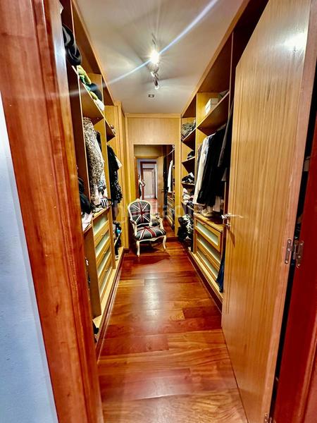 Foto f81fa583-2cf2-4778-a72a-401aac24aa1e. Lloguer apartament amb aparcament piscina a Puerto Banús Marbella