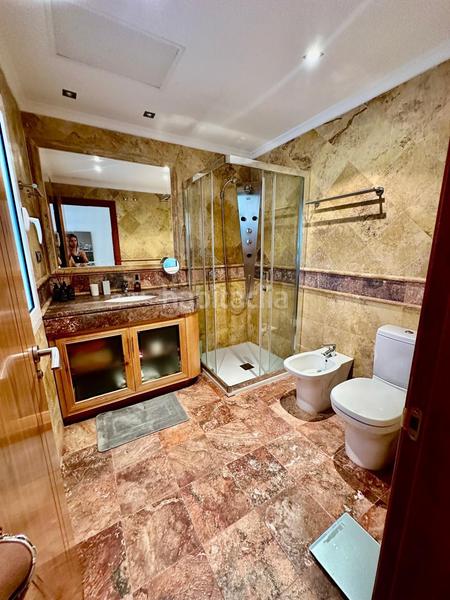 Foto 00d67e84-9a21-4bb4-8b6d-6470de9eb3d1. Rent apartment with parking pool in Puerto Banús Marbella