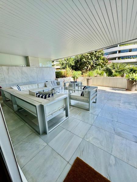 Foto 74eaaa30-53a5-4ebb-91f0-c7495168222d. Rent apartment with parking pool in Puerto Banús Marbella