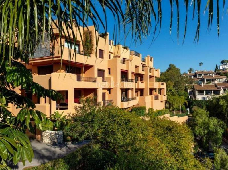 Foto 2ad83fcc-7b1e-4b42-ada9-7bfe2ab97f88. Miete appartement mit pool in los arqueros - puerto del almendro Benahavís