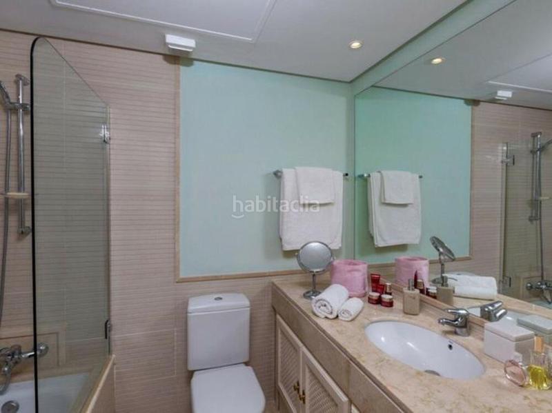 Foto b6c4b2a8-93a0-4443-a06e-a6d1bb735470. Miete appartement mit pool in los arqueros - puerto del almendro Benahavís