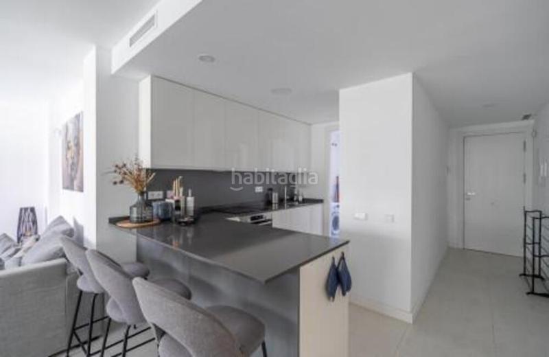 Foto 189c61e4-cf80-48da-a374-e894f9f9ac13. Rent apartment with parking pool in Sotoserena Estepona