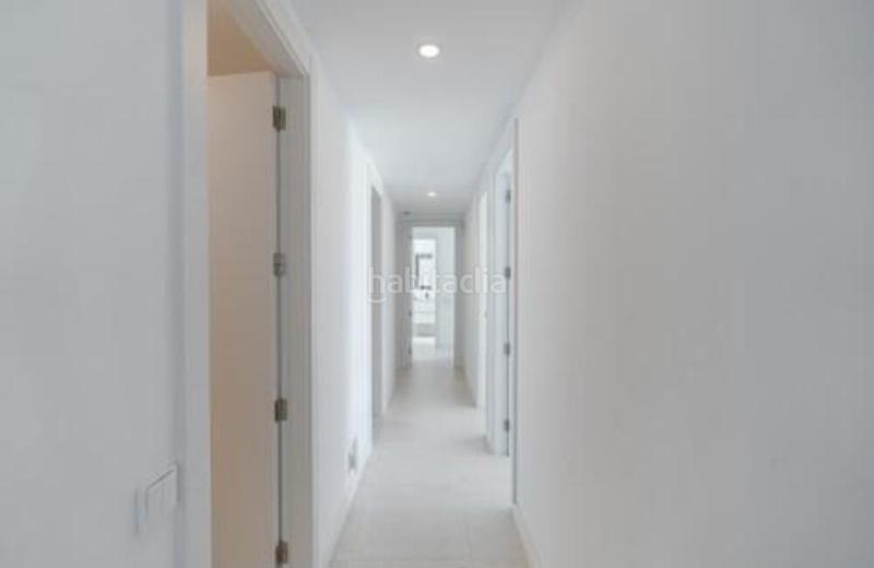 Foto a0fc8f46-4934-4295-947f-4dcbecc92fca. Rent apartment with parking pool in Sotoserena Estepona