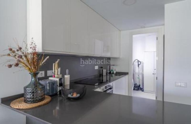 Foto cec5ae80-1da2-4141-891b-dabc3bd197df. Rent apartment with parking pool in Sotoserena Estepona