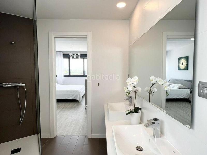 Foto 0f0078b6-2b51-45e7-850a-996900e48d2b. Location maison jumelée avec parking piscine dans Cancelada Estepona