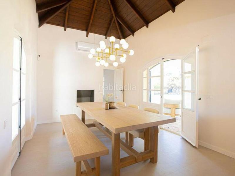 Foto 481b779c-fa34-4a62-ad32-123ad7b604e0. Alquiler casa elegante villa de 4 dormitorios en el paraíso en Estepona
