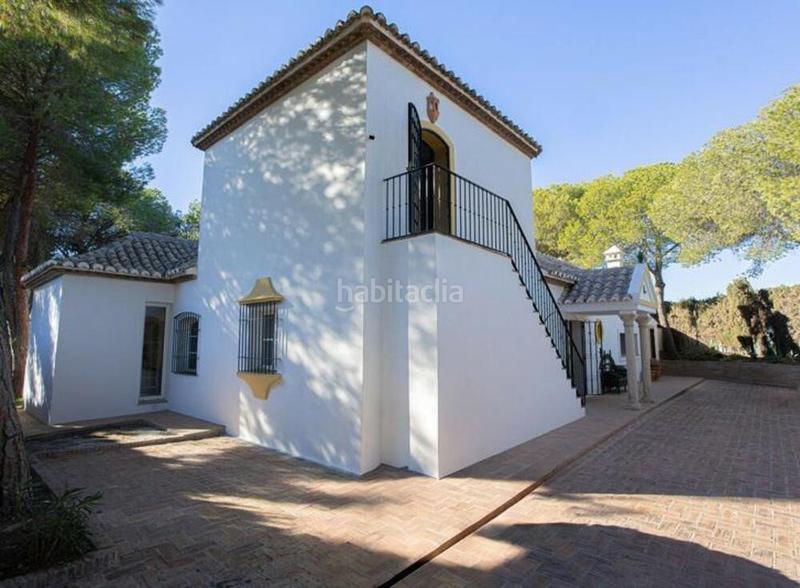 Foto 7fe62d68-580c-4ba3-b497-a53ada0bb646. Lloguer casa amb aparcament piscina a Paraiso - Barronal Estepona