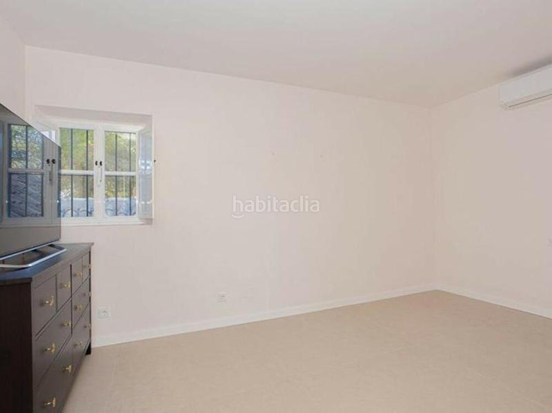 Foto 718c1b0c-6a71-49fc-9e1e-fcbd722307e8. Rent house with parking pool in Paraiso - Barronal Estepona