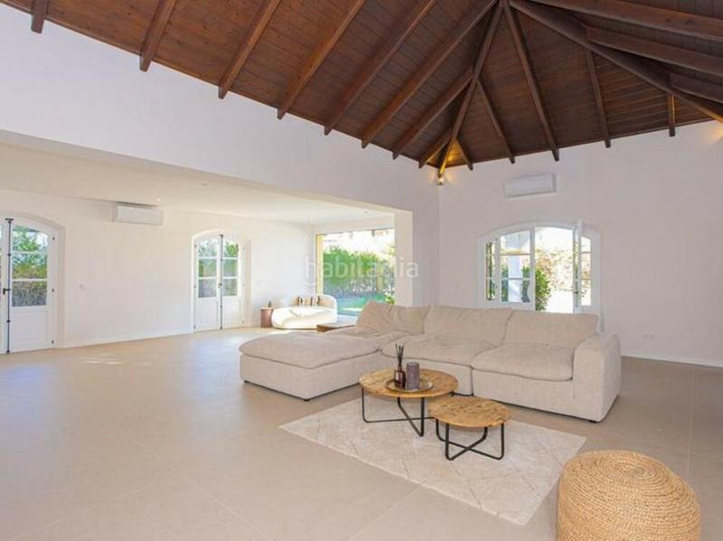 Foto 8bd442b7-fd7b-4652-a8e7-87e73b8f4c37. Rent house with parking pool in Paraiso - Barronal Estepona