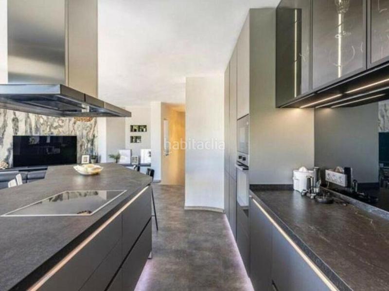 Foto 4523afd6-68cb-42da-958d-2d3ae2656653. Lloguer apartament amb aparcament piscina a lomas de Marbella club Marbella