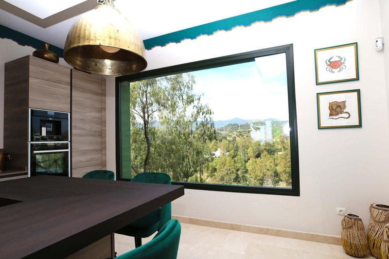 Foto 66d746bf-7602-4a5a-be6d-2998fd21602c. Rent house in sup-c14 la panera 4 in La Concha - Resina Golf Estepona