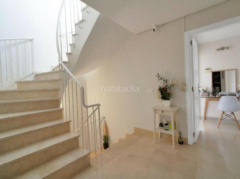Foto 9b3bcb1f-bbc7-4b5f-8ab3-16e8ecc86e5f. Semi detached house with parking pool in Nueva Atalaya Estepona