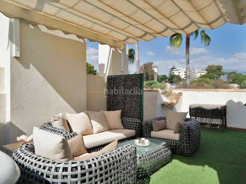 Foto d7b6c9ea-0361-4ebf-b1c7-660d070398e4. Semi detached house with parking pool in Nueva Atalaya Estepona