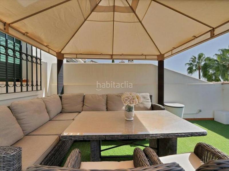 Foto dbb49630-5b1d-4657-9782-d06d9fc893f7. Semi detached house with parking pool in Nueva Atalaya Estepona