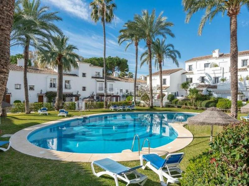 Foto 74025303-a6be-4f80-82c5-501664dd1504. Alquiler casa adosada primera línea golf casa adosada para alquiler a largo plazo en nueva andalucía en Marbella