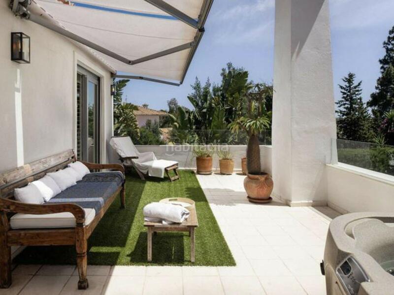 Foto 13fd92f4-d68e-4a05-a79e-ea1be72983a3. Casa en camino del higueral 1 lujo en La Quinta Benahavís