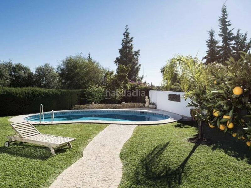 Foto 2d836fa1-597f-4bb2-b1e0-50a2da585851. Casa en camino del higueral 1 lujo en La Quinta Benahavís