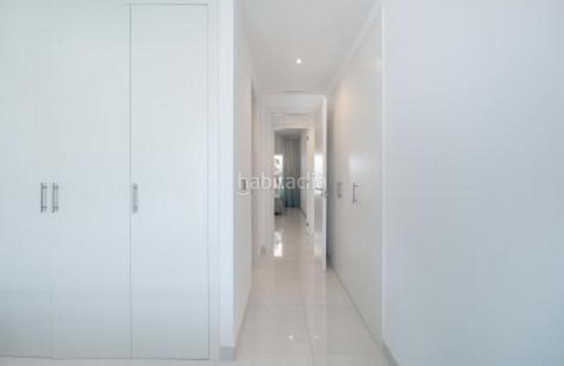 Foto 2f5c61d2-6116-452a-8f9b-66dd1ed34edf. Lloguer àtic amb aparcament piscina a Bel - Air Estepona