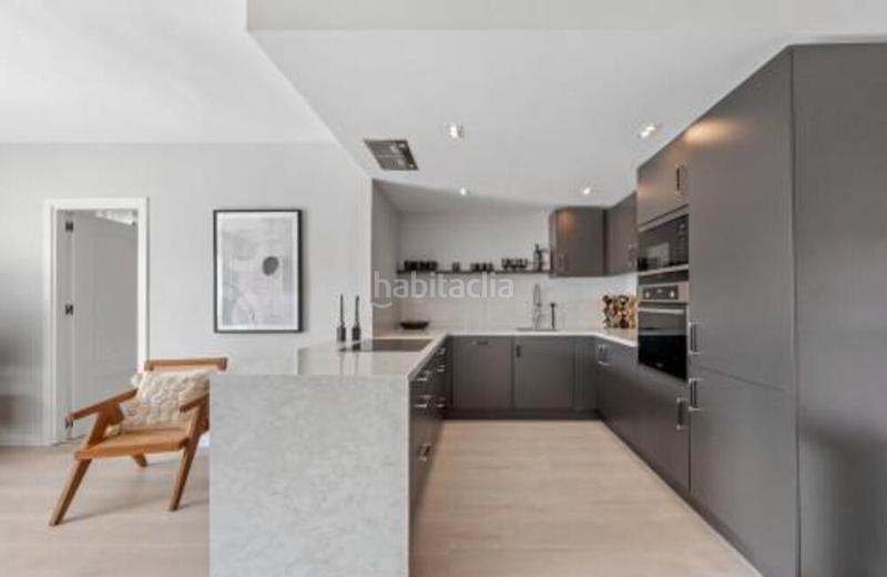 Foto 4ff9c8c9-3be8-4102-8ed1-6c7ff11157b0. Piccolo appartamento con parcheggio piscina in Nueva Andalucía centro Marbella