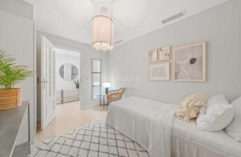 Foto db55663d-cb8f-45bc-8658-15a341d2a7df. Piccolo appartamento con parcheggio piscina in Nueva Andalucía centro Marbella