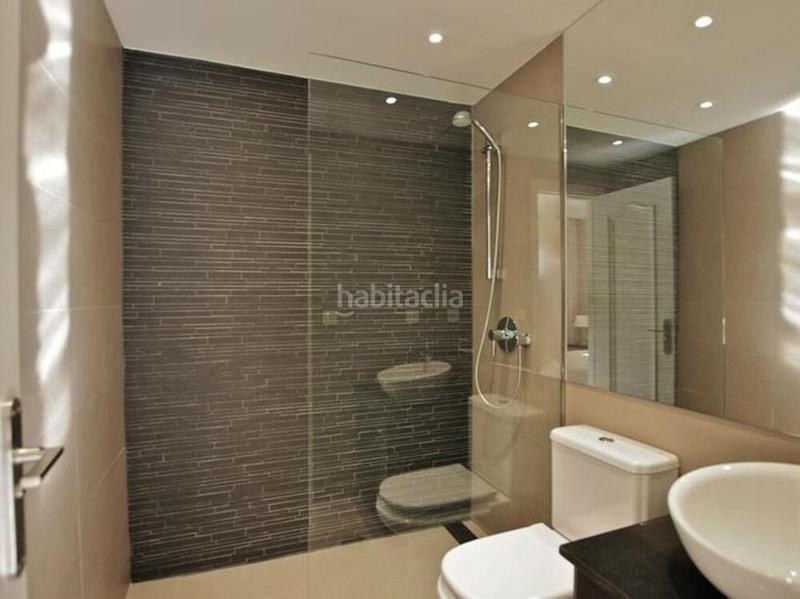 Foto e903379f-d498-4d6f-bd7d-5e6bb61fc47b. Miete dachwohnung mit parking pool in lomas de Marbella club Marbella